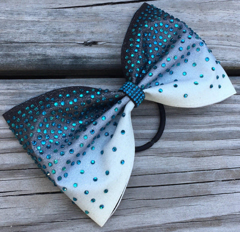 Katerina Tailless Bow